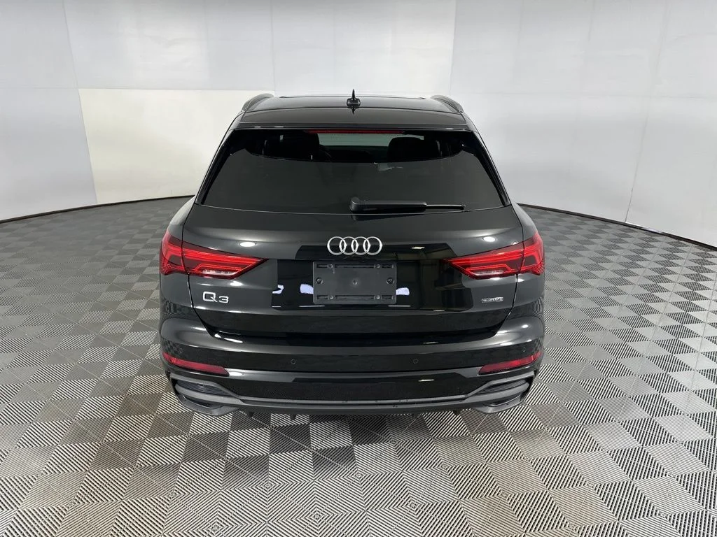 Used 2025 Black Audi Premium Plus image 9