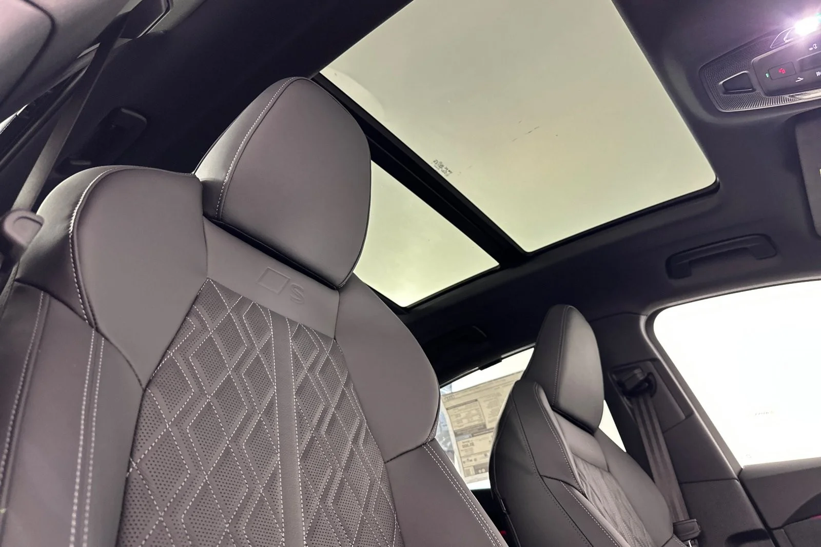 New 2026 Glacier White Metallic Audi Premium Plus 3.0 TFSI quattro image 16