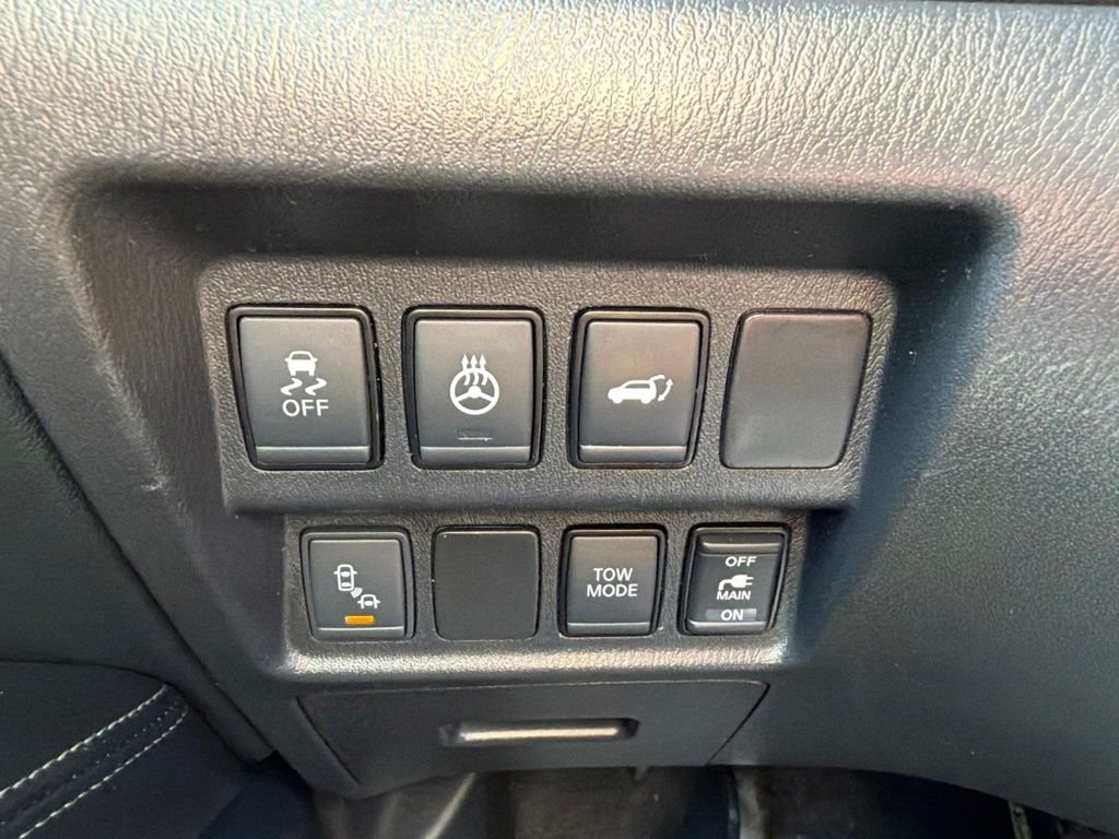 Used 2019 Blue Nissan SL image 20