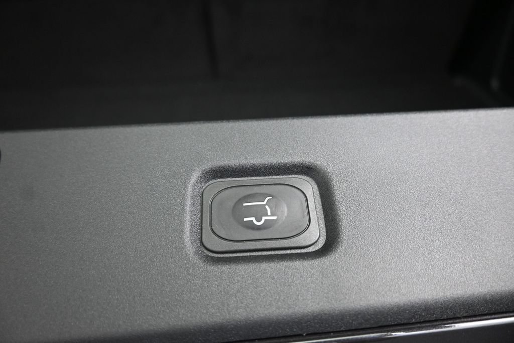 New 2026 Dark Matter Gray Metallic Ford Platinum image 25