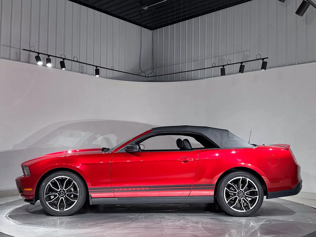 Used 2010 Red Ford V6 image 83