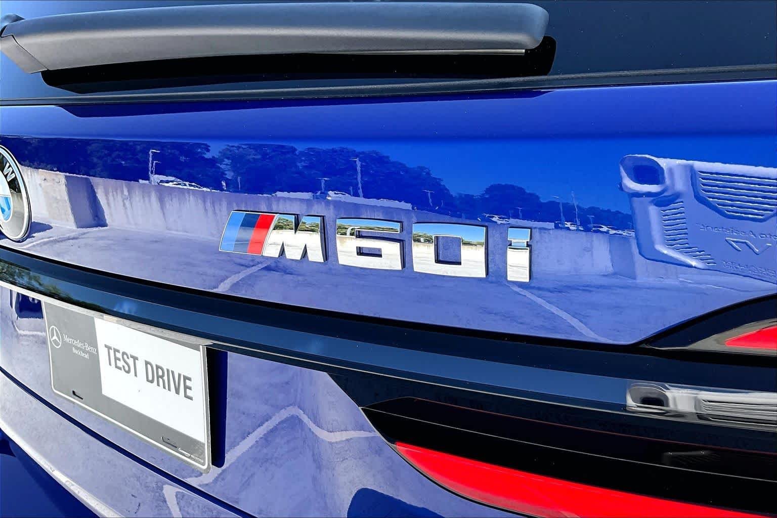 Used 2026 Marina Bay Blue Metallic BMW M60i image 10