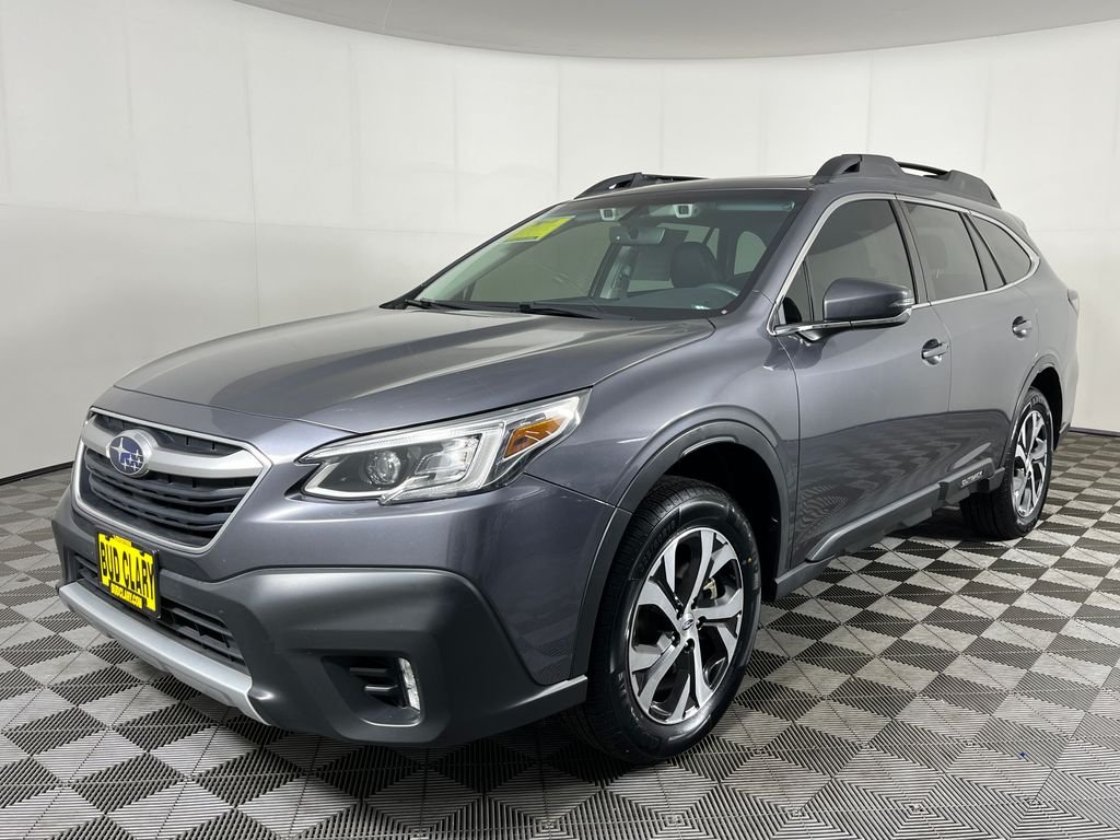 2022 Subaru Outback Limited's photo