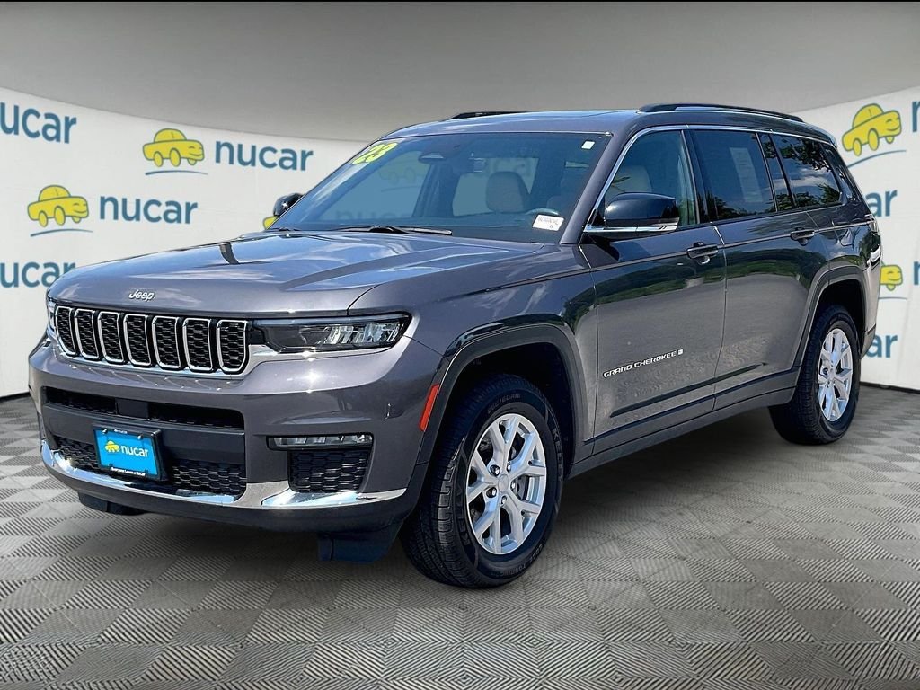 Used 2023 Baltic Gray Metallic Clearcoat Jeep Limited image 3