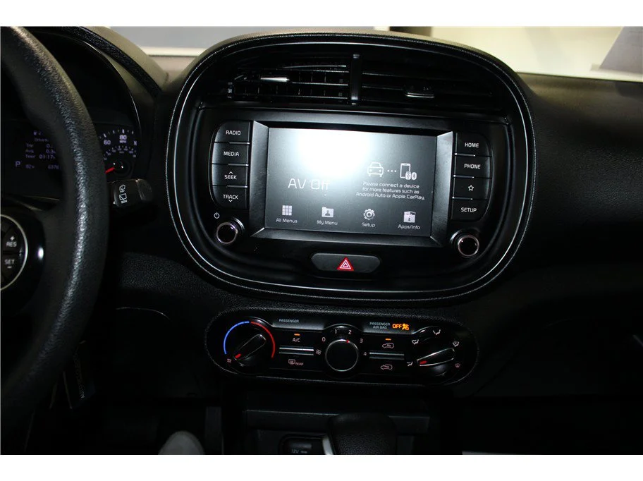 Used 2020 Mars Orange Kia LX image 28