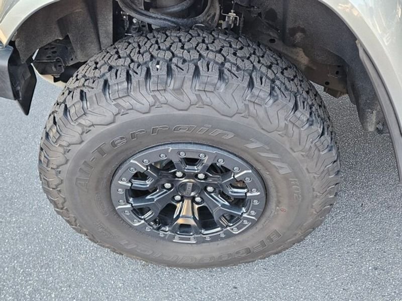 Used 2024 Iconic Silver Metallic Ford Raptor image 18