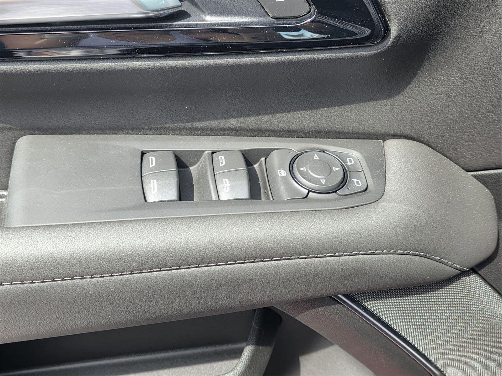 2026 Chevrolet Suburban LS - Photo 18