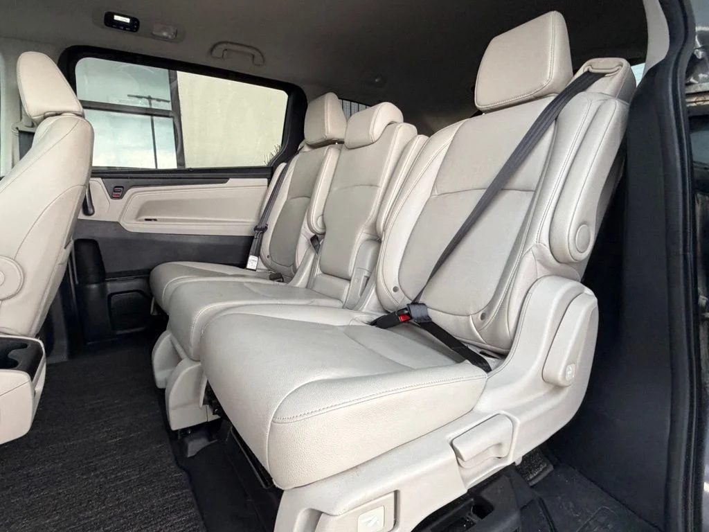 Used 2025 Gray Honda EX-L image 11