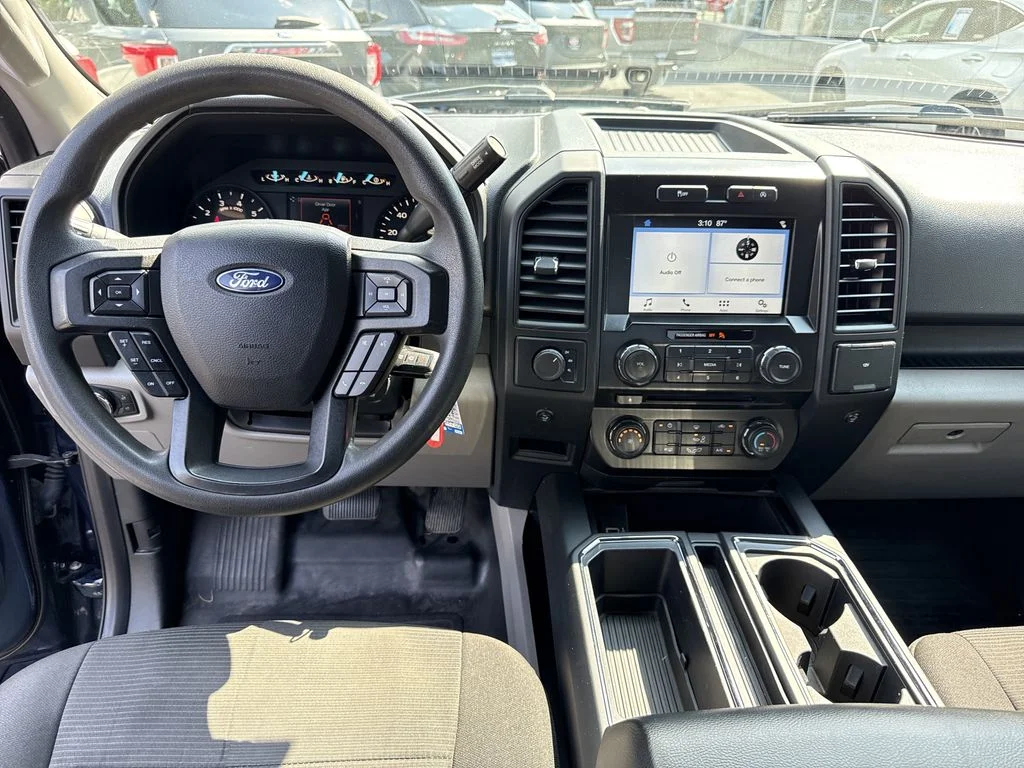 Used 2018 Blue Ford XL image 13