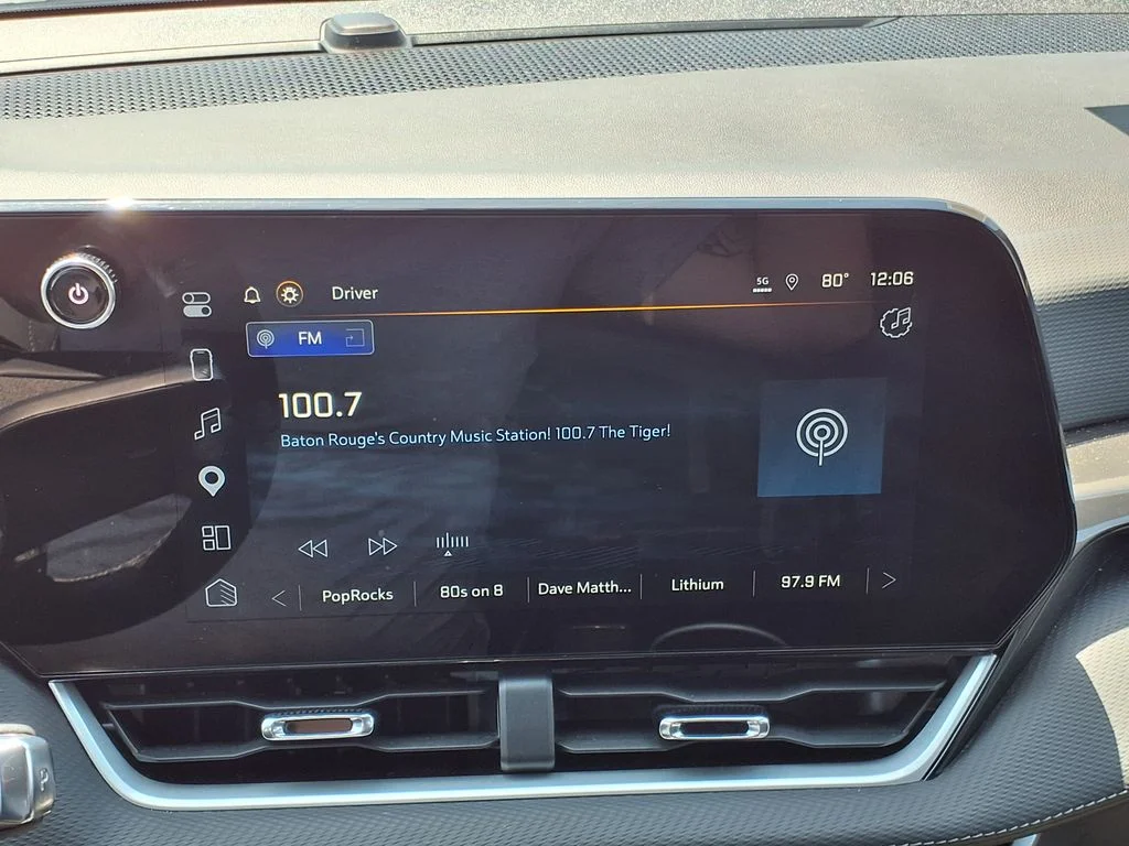 Used 2025 Gray Chevrolet LT image 30