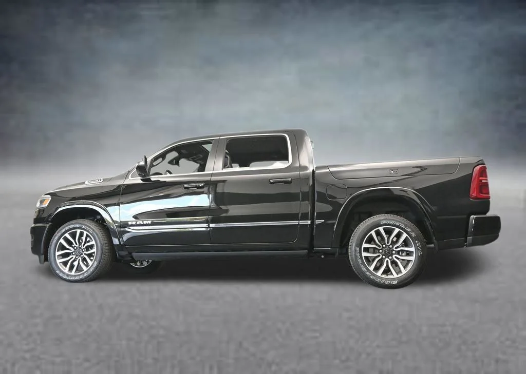 New 2026 Diamond Black Crystal Pearlcoat RAM Limited image 62