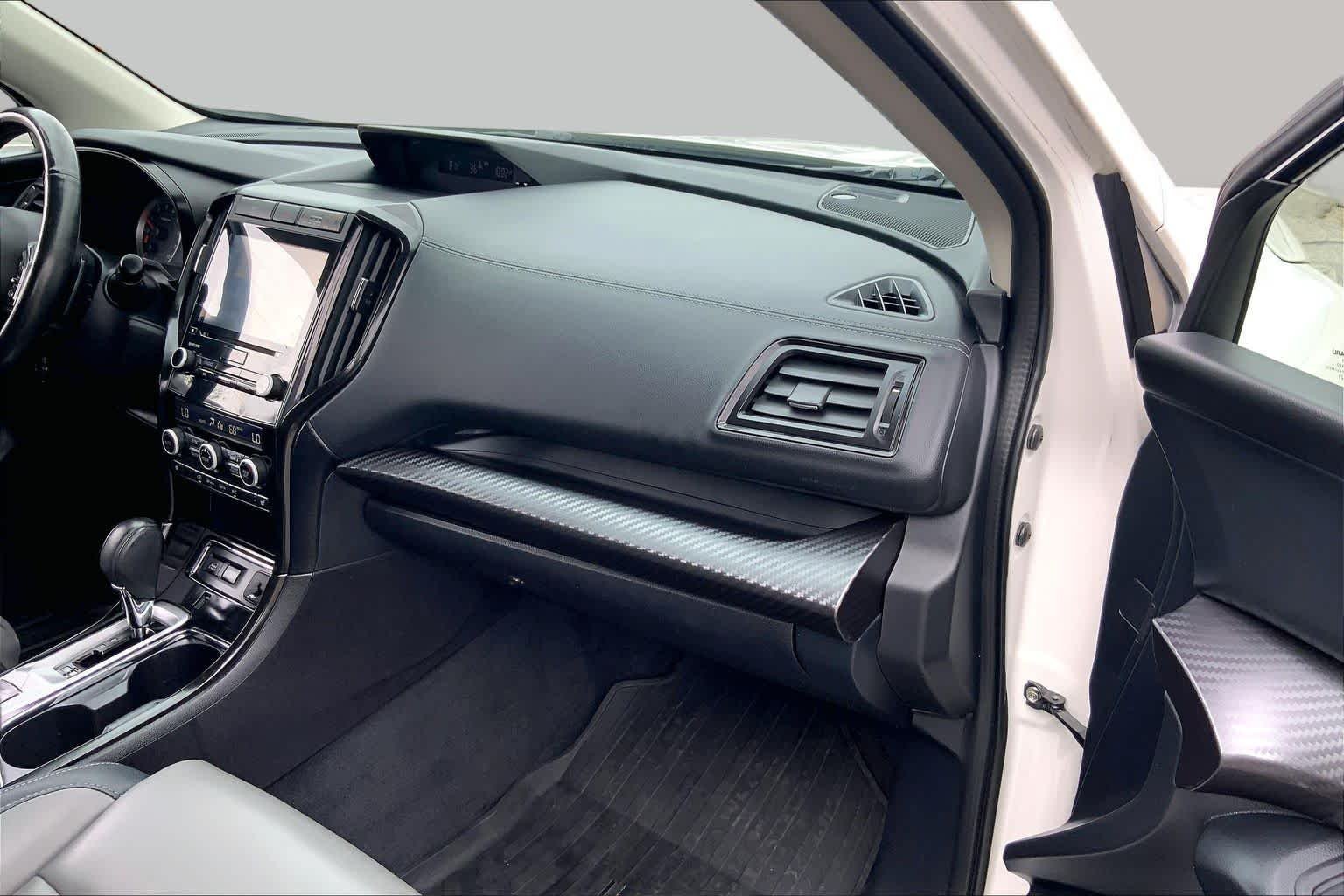 Used 2022 Crystal White Pearl Subaru Onyx Edition image 15