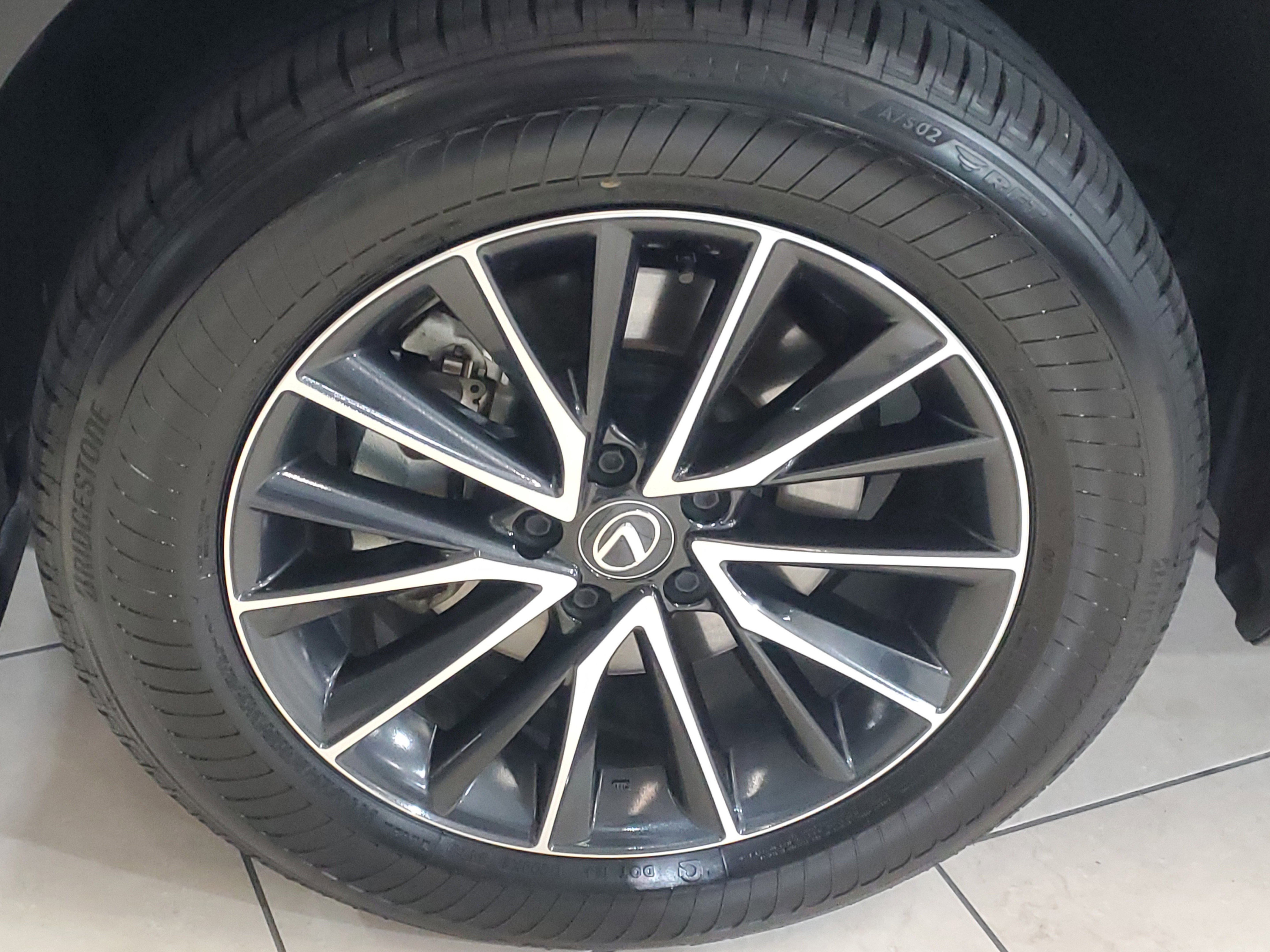 Used 2024  Lexus NX 250 Premium image 5