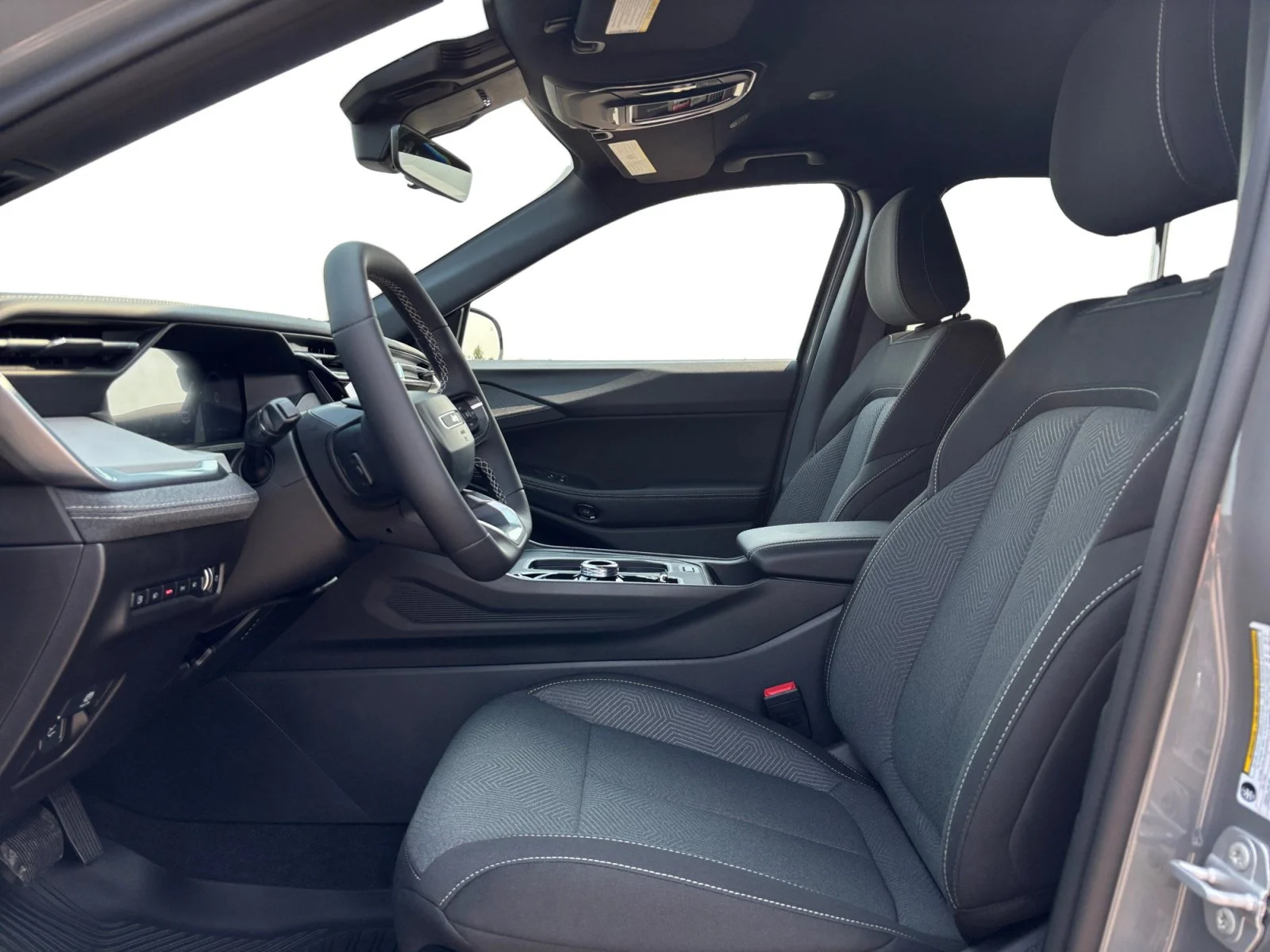 New 2026 STING-GREY Jeep Laredo image 10