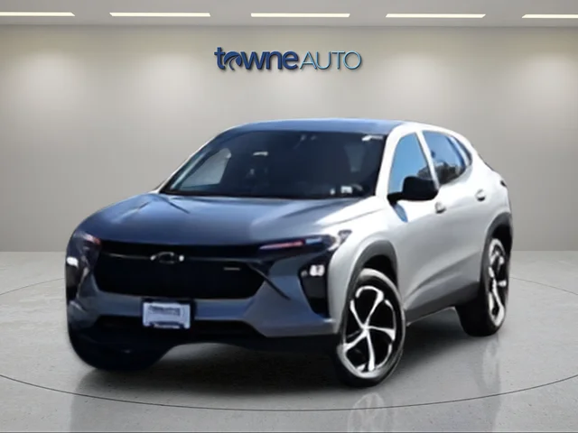 Used 2024 Gray Chevrolet 1RS image 2