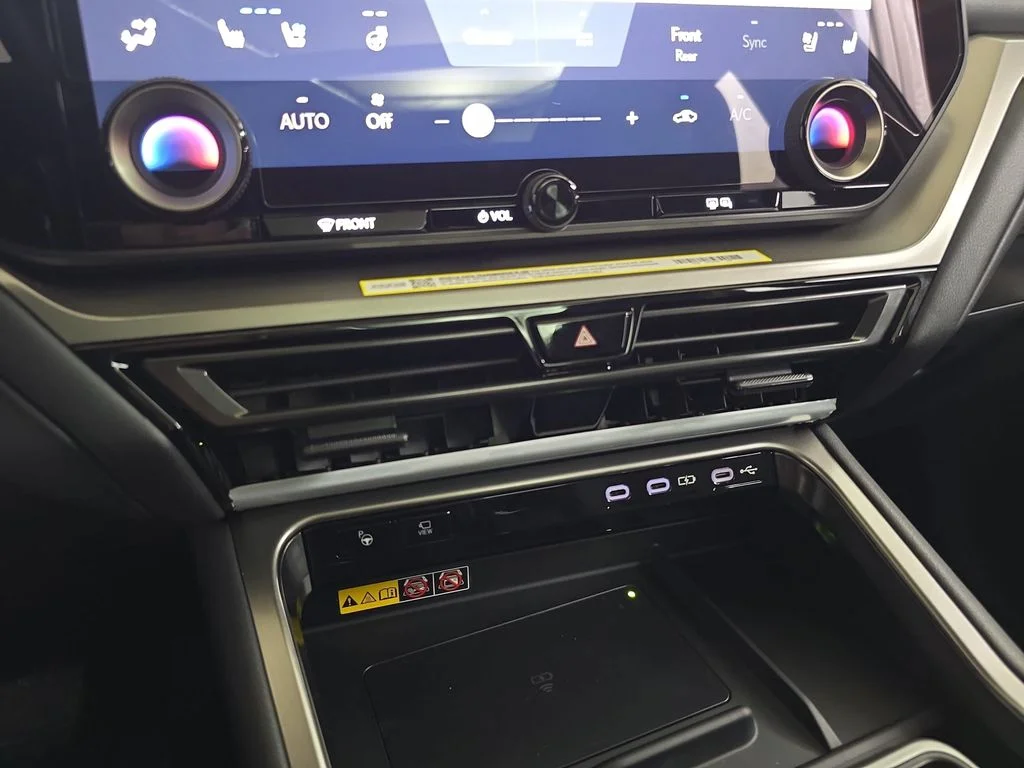 New 2026 Wind Chill Pearl Lexus PREMIUM AWD image 23