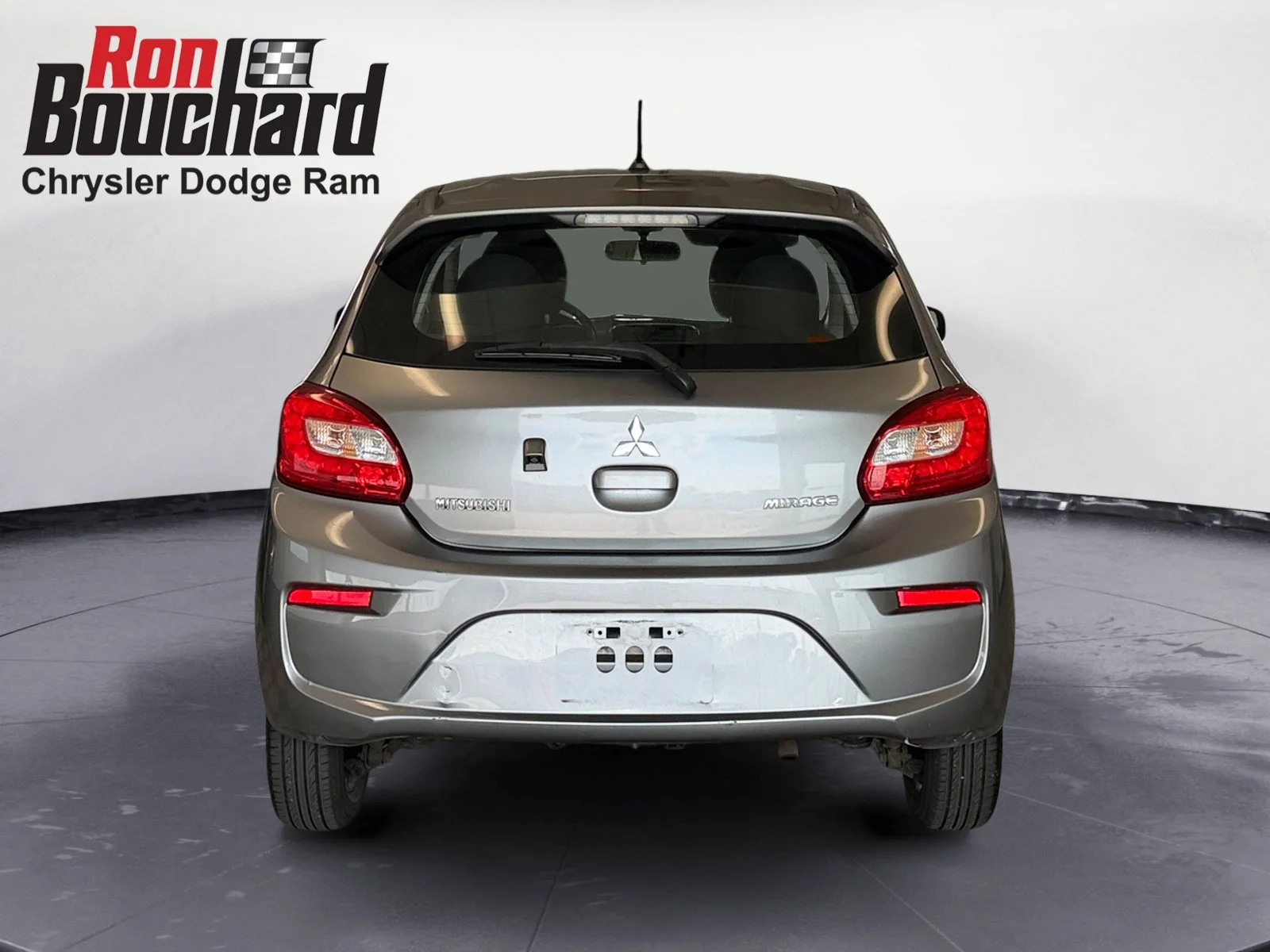 Used 2018 Gray Mitsubishi ES image 3