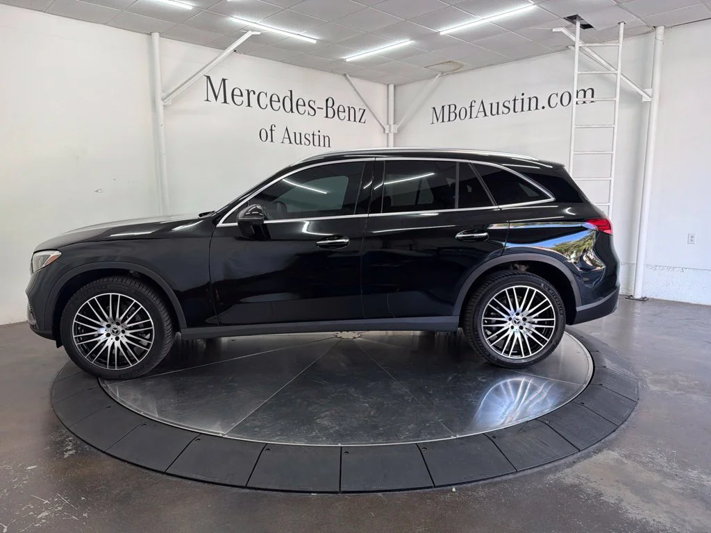 Certified Used 2026 Black Mercedes-Benz GLC 300 image 4