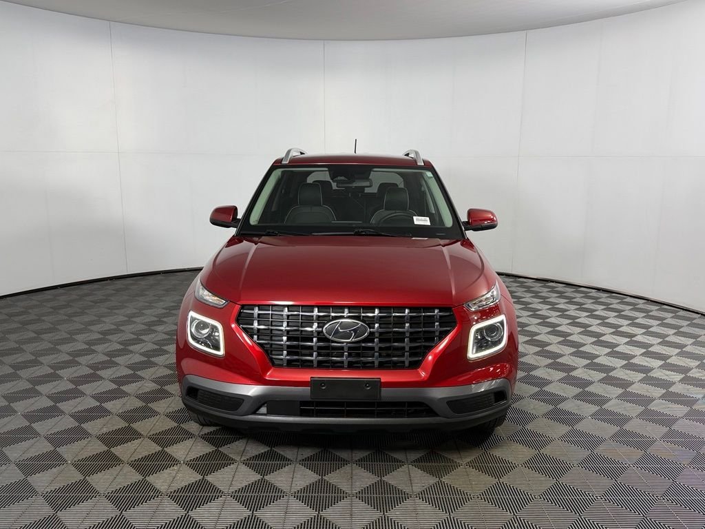 Used 2024 Red Hyundai Limited image 3