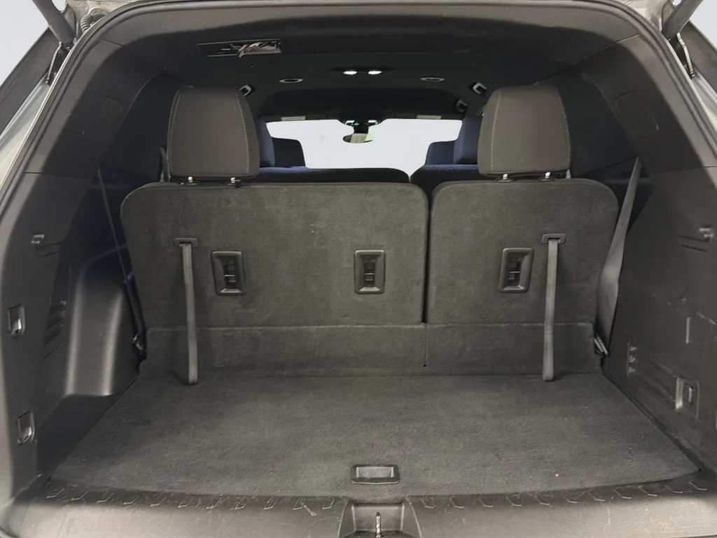 Used 2023 Gray Chevrolet LT image 29