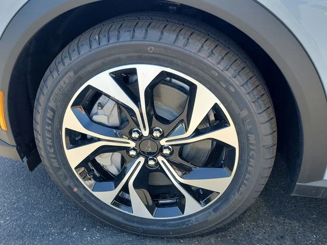 New 2026 Glacier Gray Metallic Tri-coat Ford Select image 7
