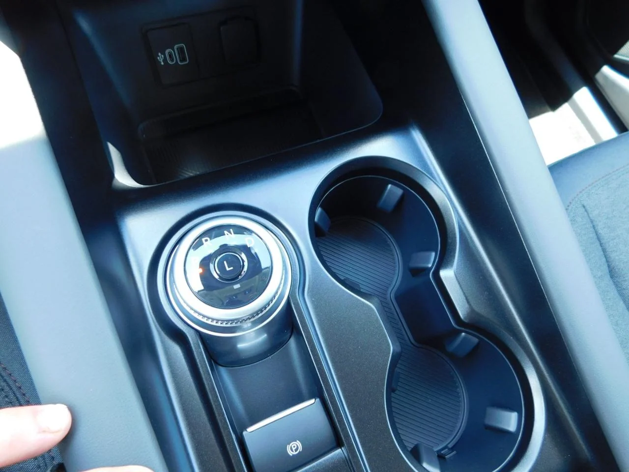 New 2026 Carbonized Gray Metallic Ford Active image 41