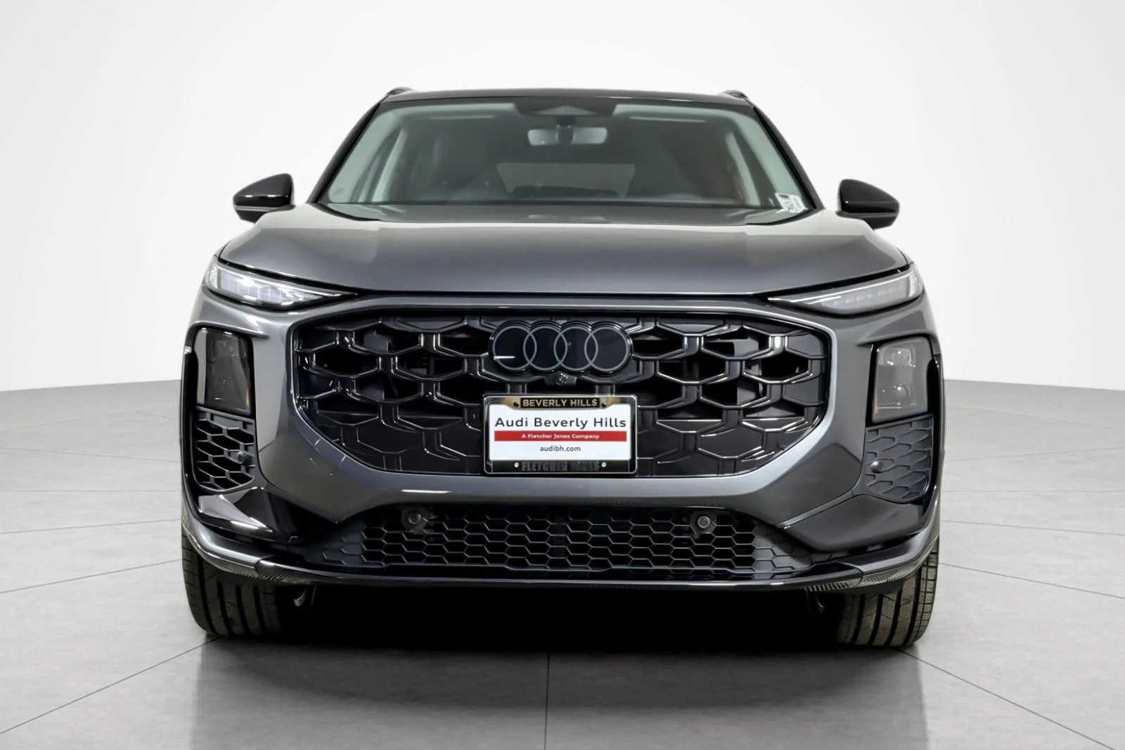 New 2026 Daytona Gray Pearl Effect Audi S line quattro image 8