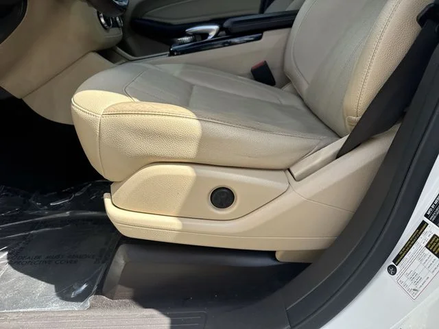 Used 2018 White Mercedes-Benz GLE 350 image 30