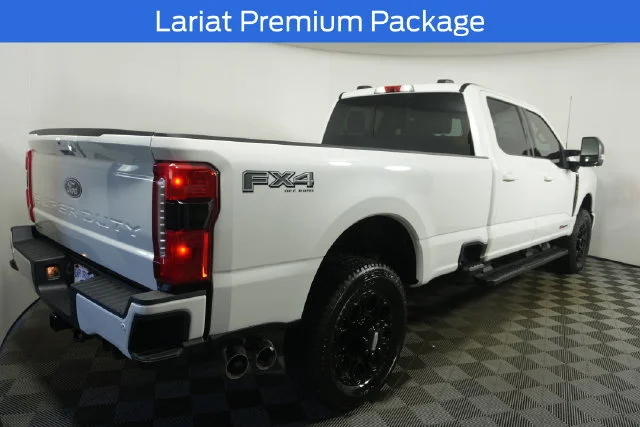 New 2027 Star White Metallic Tri-Coat Ford F-350® Lariat® image 8