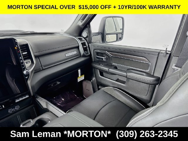 New 2026 Diamond Black Crystal Pearl-Coat Exterior Paint Ram Laramie image 24