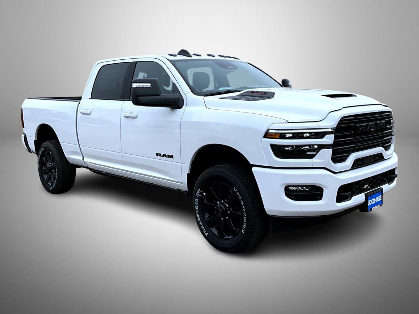 New 2026 Bright White Clear-Coat Exterior Paint RAM Laramie image 3