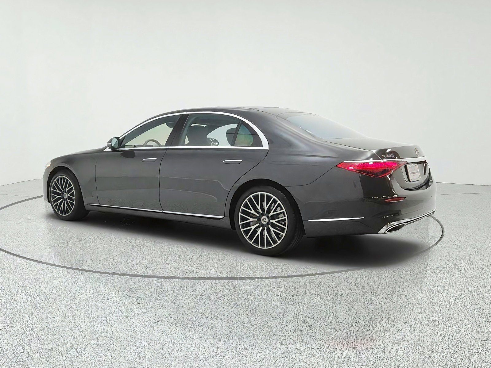 Certified Used 2023 Graphite Grey Mercedes-Benz S 500 4MATIC® Sedan image 7