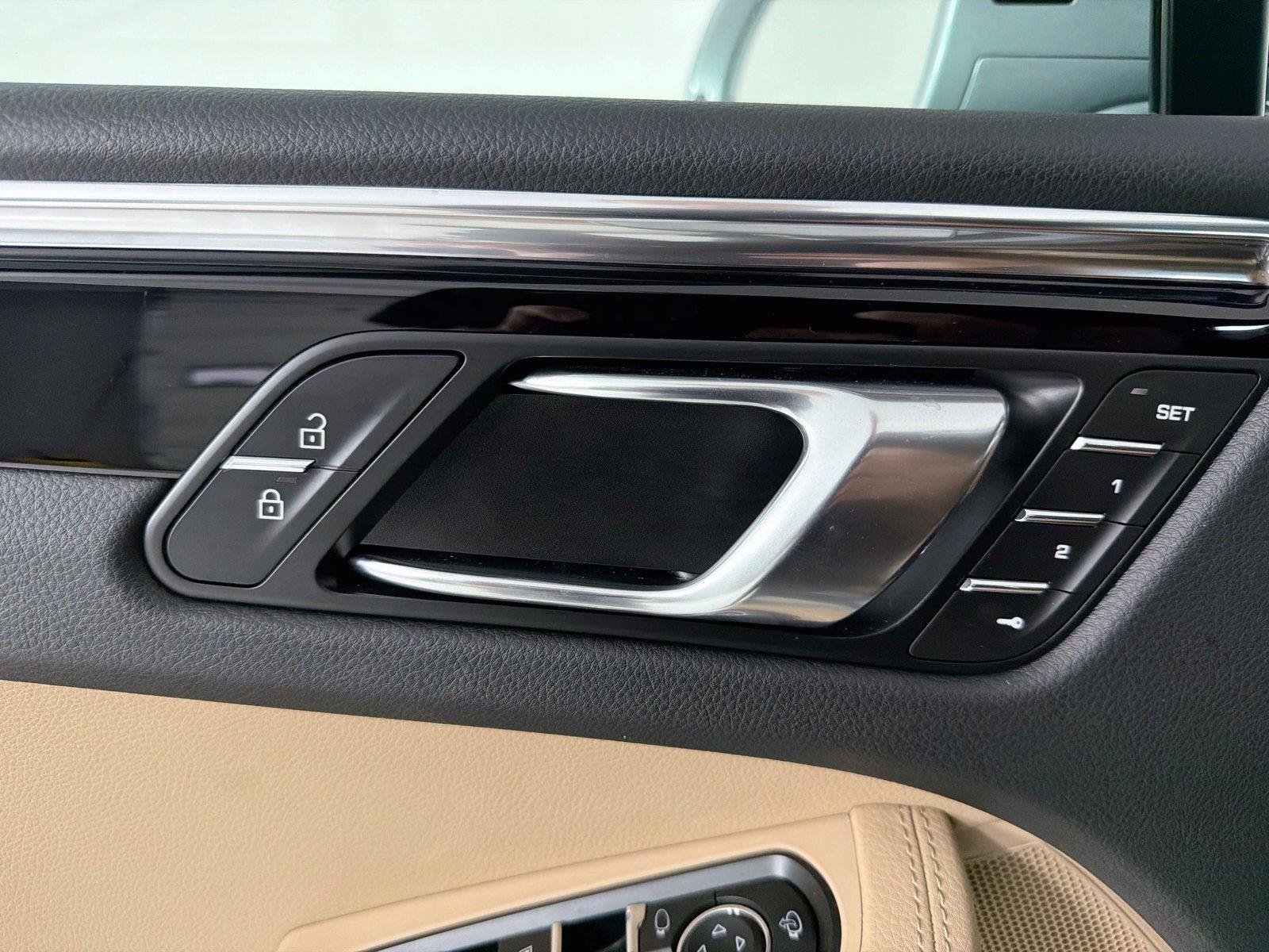 Used 2026 Dolomite Silver Metallic Porsche  image 8