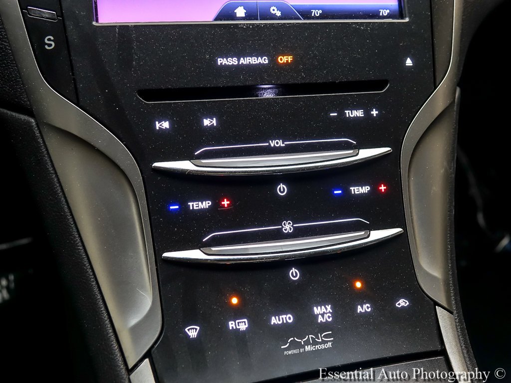 Used 2013 Quartz Metallic Lincoln Base image 16