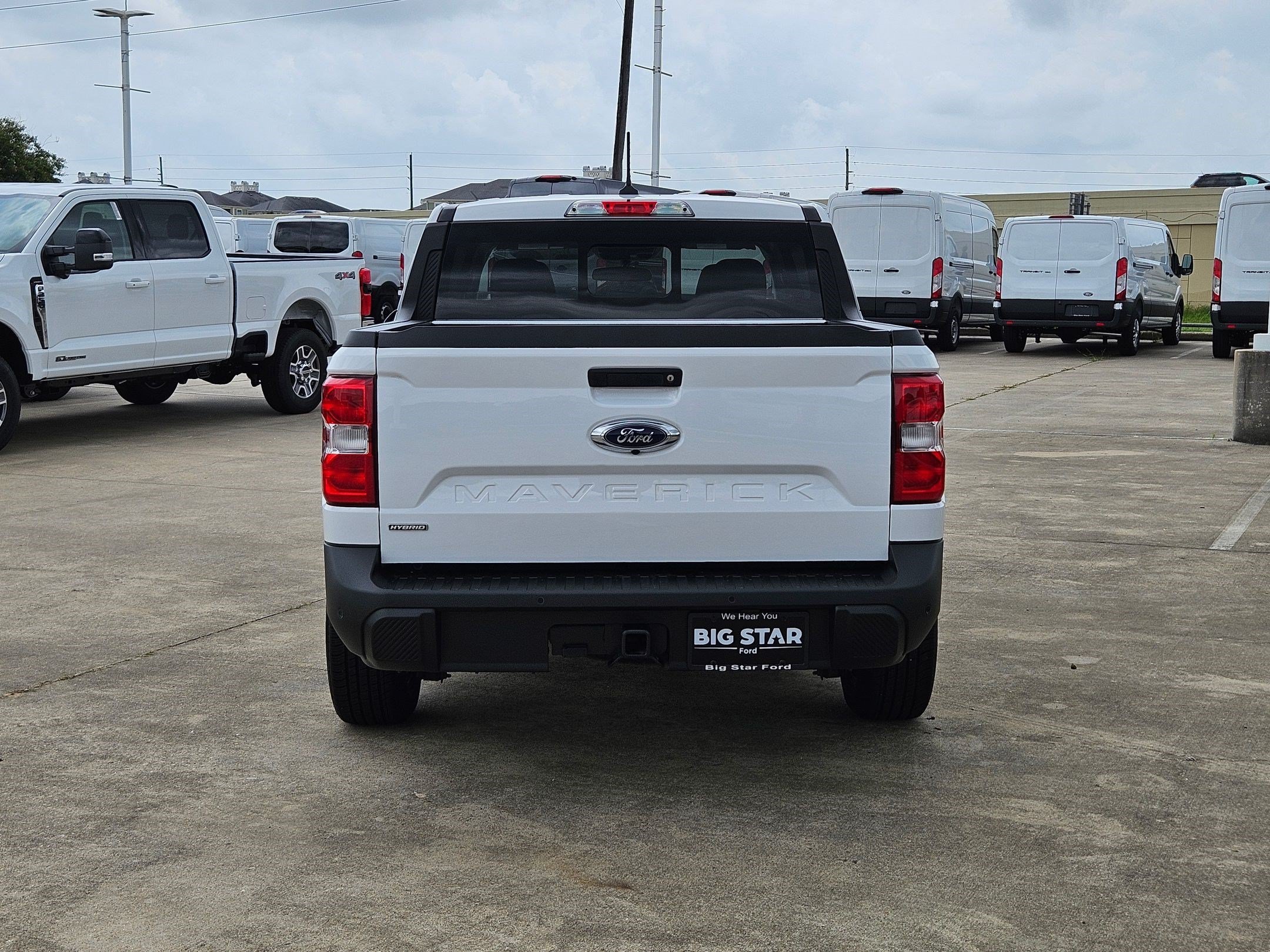 Used 2024 Blue Ford Lariat image 4