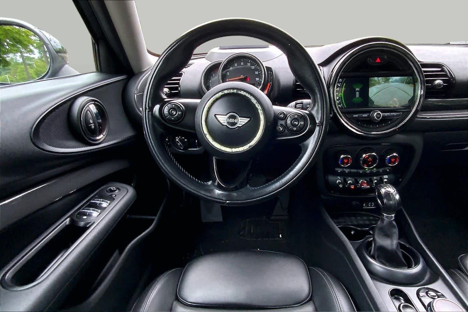 Used 2018 Midnight Black Metallic MINI Cooper S image 5