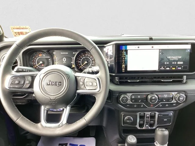 New 2026 Reign Jeep 4-DOOR SAHARA image 11