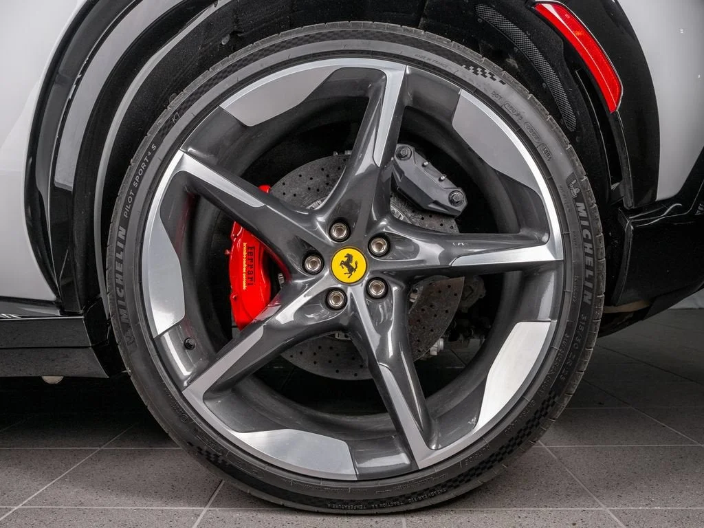 2025 Ferrari Purosangue Base - Photo 51