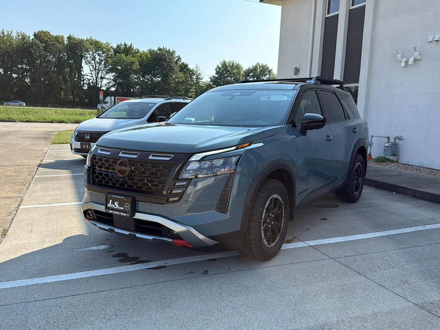 New 2026 Baltic Teal/Super Black Metallic Nissan Rock Creek image 3