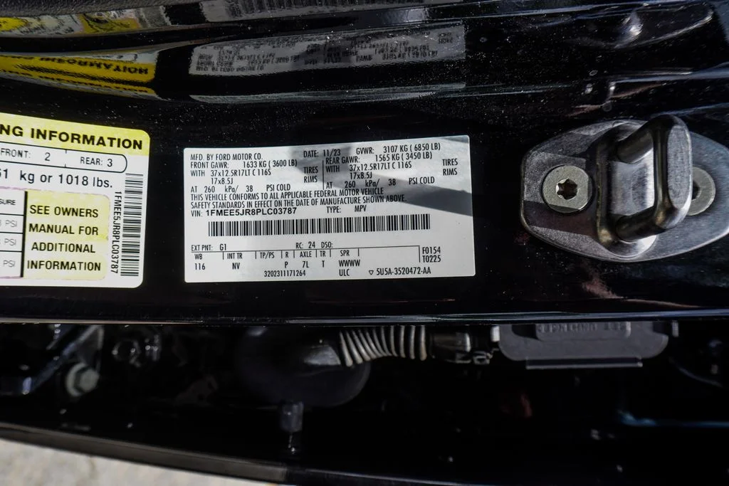 Used 2023 Black Ford Raptor image 40