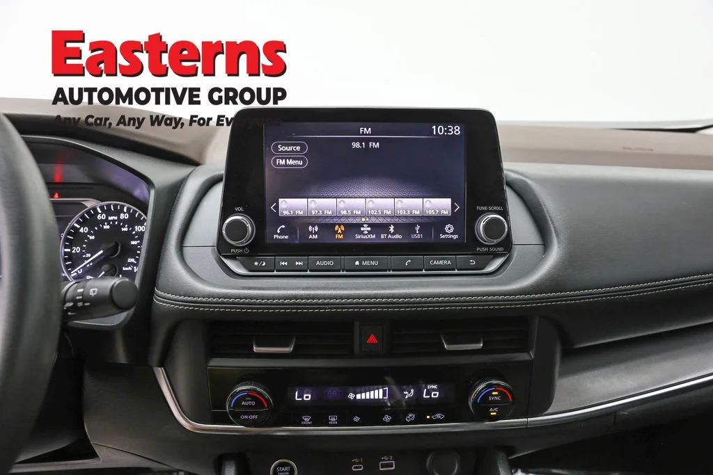 Used 2023 White Nissan SV image 11