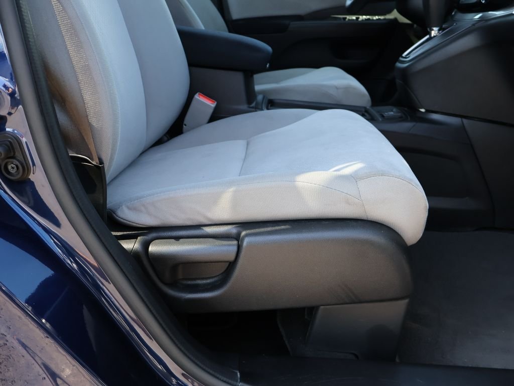Used 2015  Honda EX image 10
