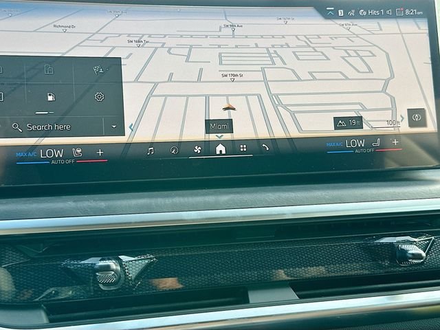 New 2027 White BMW xDrive40i image 8