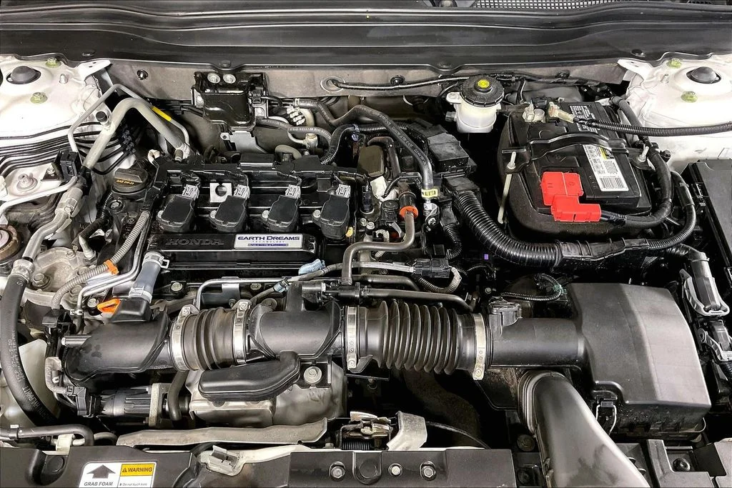 Used 2019  Honda LX image 9