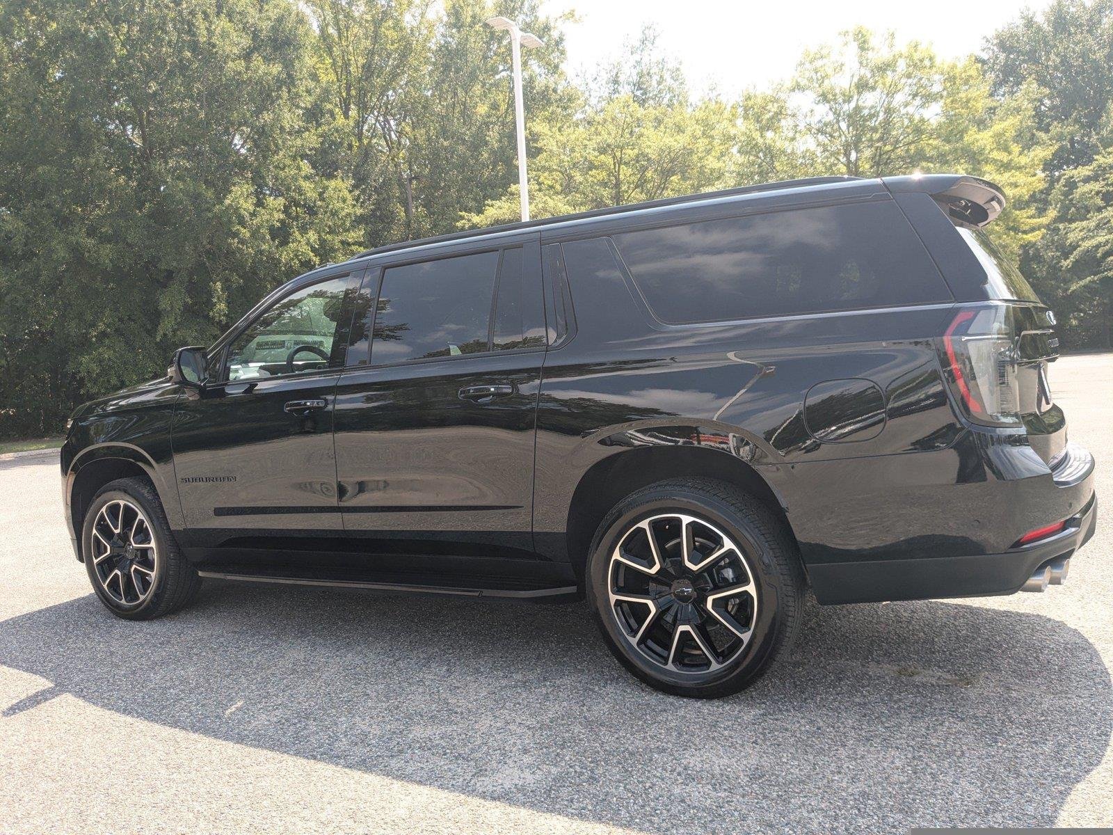 Used 2025 Black Chevrolet RST image 6