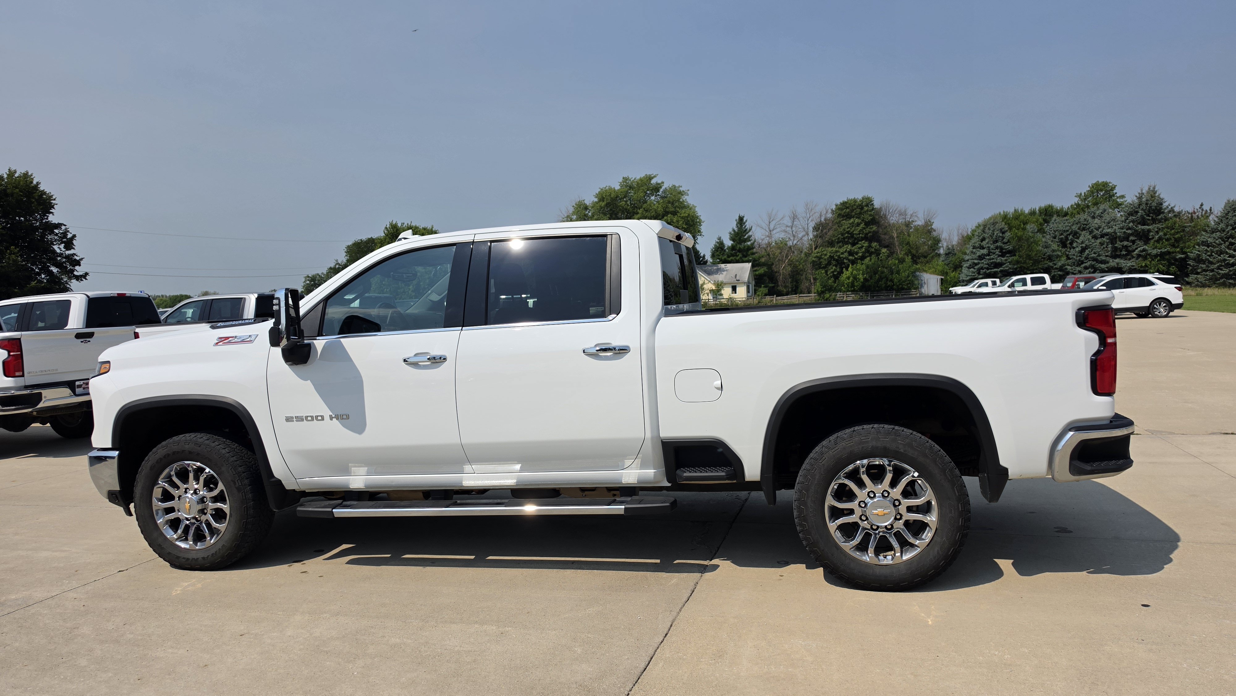 2026 Chevrolet Silverado 2500HD LTZ - Photo 9