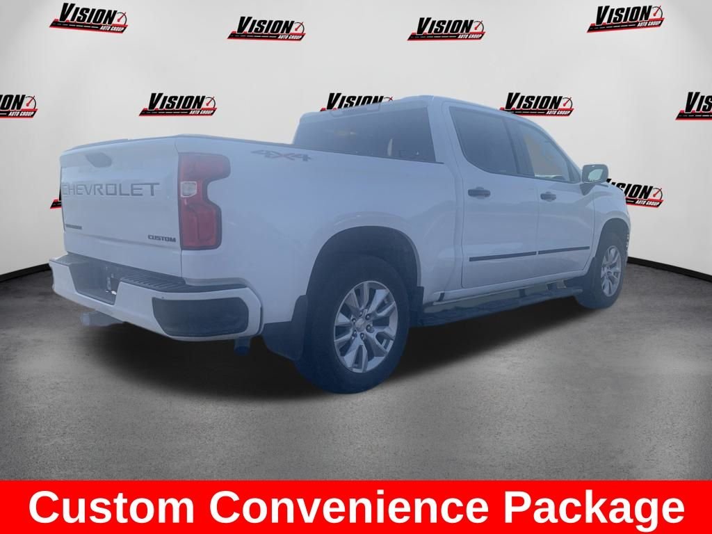 Used 2021 White Chevrolet Custom image 5