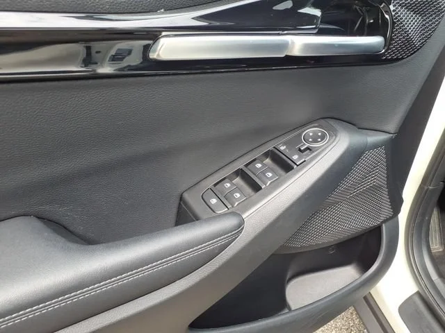 2025 Kia Seltos S - Photo 15
