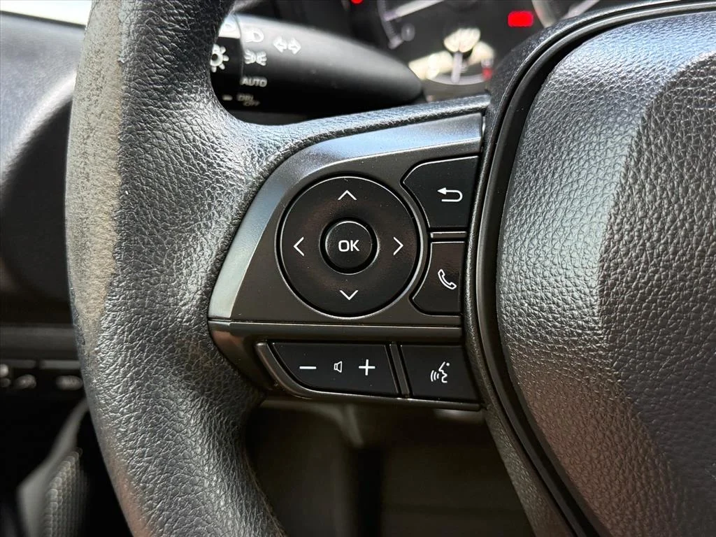 Used 2022 Red Toyota LE image 15