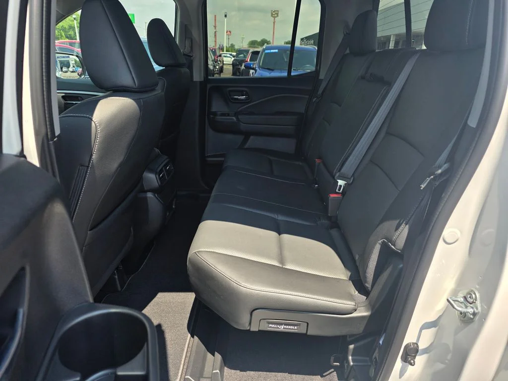 New 2026 Platinum White Pearl Honda RTL image 11